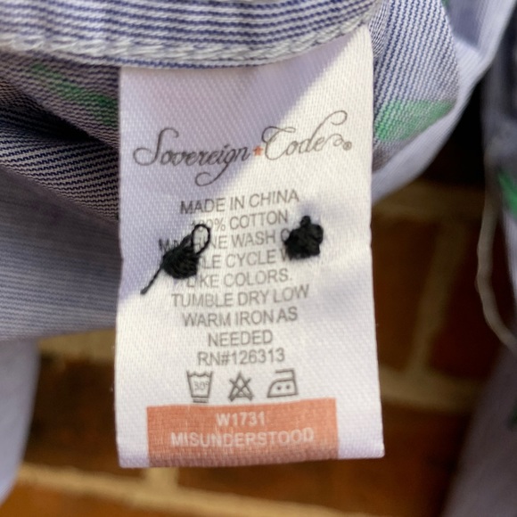 Sovereign Code beer bottle print button down shirt - Picture 7 of 9